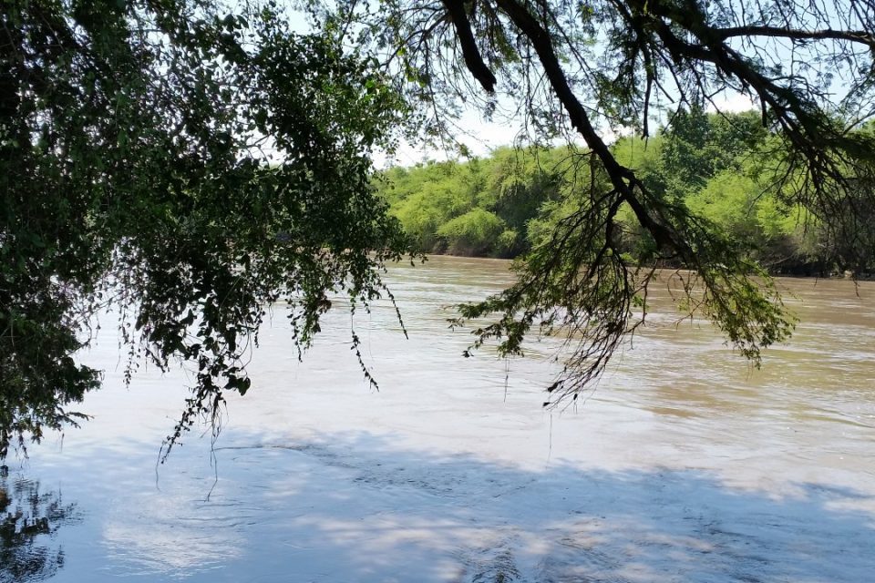 Flood flow on river Kizigo